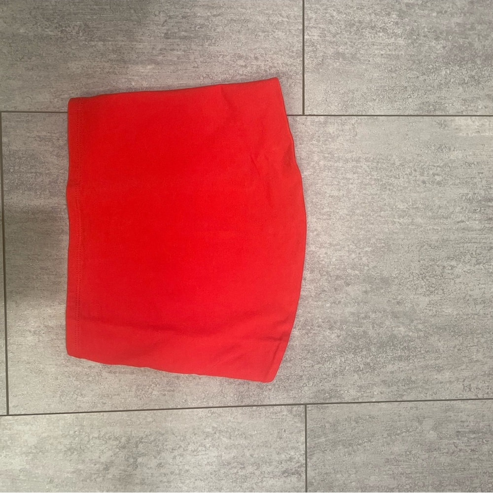 This is a garage tube top